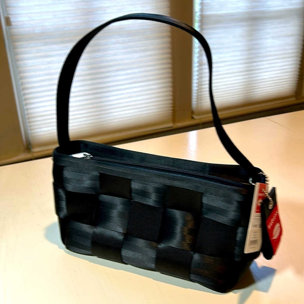Harveys Seatbelt Black Baguette bag NWT